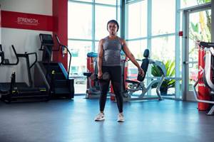 https://ik.imagekit.io/02fmeo4exvw/expert-articles/2018/08/ACE-fitness-blog-dumbbell-deadlift-1.jpg